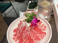 -三人行骨头王火锅(长寿店)