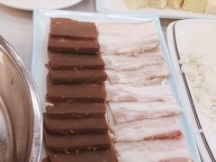 -一口猪海鲜浑锅·东北家常菜