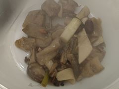 -土连锅·现熬养生汤锅(梁家巷店)