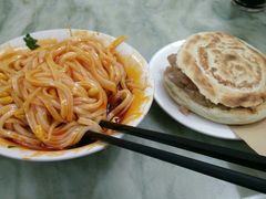 牛肉鸭肠夹馍-清真拉妈卤味(回民街店)