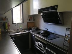 -小草屋轰趴馆别墅派对新场团建家庭聚会