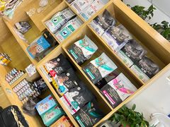 -中农大我爱我爱动物医院·核磁CT·猫病·24小时夜诊中心(石佛营店)