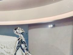 -涨巢·潮玩水疗局