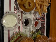 -The Habit Burger Grill 哈比特汉堡(复兴soho店)