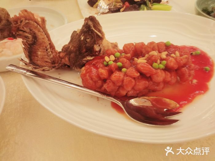 上海和平饭店龙凤厅 Dragon Phoenix松子桂鱼图片