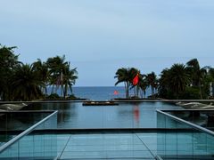 -亚龙湾喜来登·美景台大堂吧