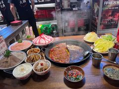 -萍姐火锅·公路夜市(武汉首店)