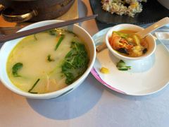 -彩云天云南餐厅
