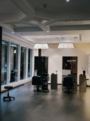 -悦Salon发型设计