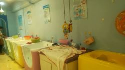 -雏芽婴幼儿游泳·小美医生小儿推拿(西村店)