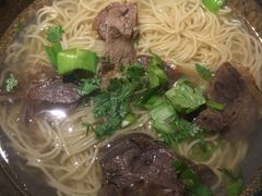 -新梅华·茶点餐厅(欧尚店)