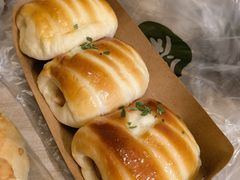 德式小热狗-爱达乐面包生日蛋糕(中央华府店)