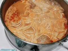 -红鼎豆捞·非遗鲍皇汤火锅(宝丰路店)