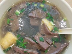 -佬钱湾仔(衣裳街店)