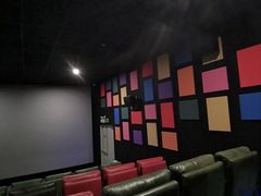 -佳影巨幕影城(萝岗香雪锐丰广场店)