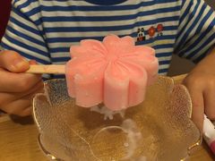 -蜜桃餐厅·伴山(海岸城店)