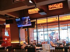-何师烧烤·香辣蟹·川菜·30年老品牌(太古里旗舰店)