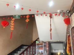 -阿婆情腊排骨火锅(金虹路店)