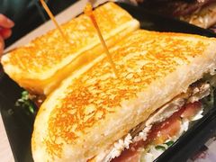 -The Habit Burger Grill 哈比特汉堡(爱琴海店)