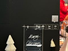 -W COLLECTIVE  DESSERT SHOP