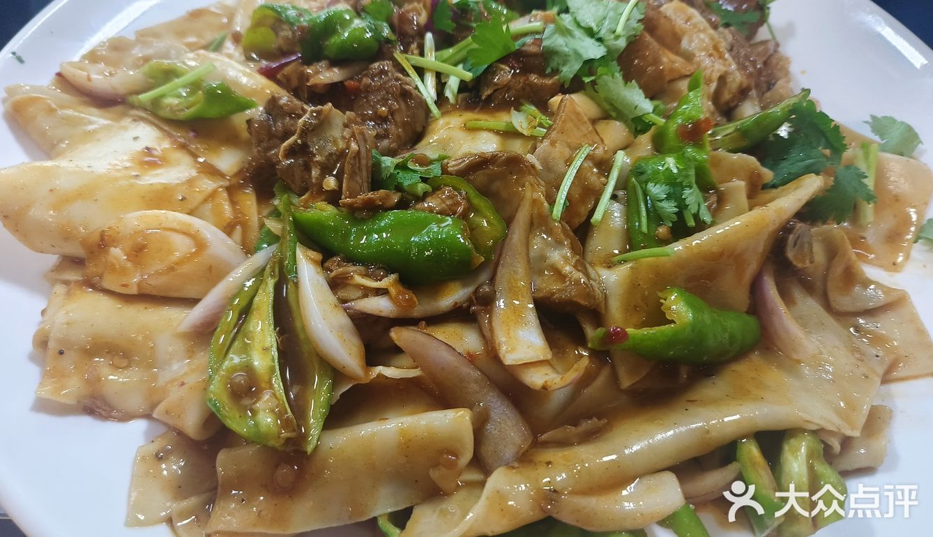 在敦煌，美食不仅仅是一种味道，更是一种文化