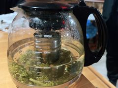 -果松木炭酸菜铜火锅·外婆参鸡汤