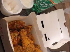 -BHC炸鸡(明洞总店)