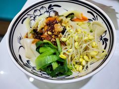 -秦香陕西食府(华贸天地店)