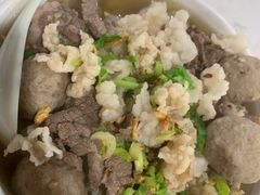 牛肉拼胸口油汤河粉-菜忠潮州牛肉店(岗厦店)