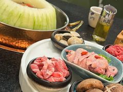 -得意咚瓜·顺德鱼生·冬瓜火锅(深圳首店)