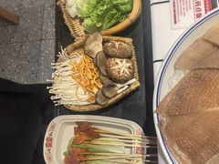 -伍师兄市井火锅(东部星悦天地店)