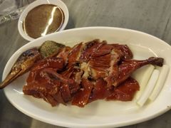 -蔼若春.传承三十年云南菜(金碧公园店)