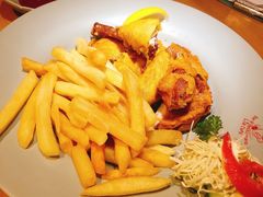 -Lia Cafe Bar Restaurant松山咖啡屋