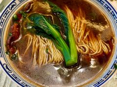 爆鱼昆山红汤面-阳澄湖费尔蒙酒店颐丰阁中餐厅(马鞍山西路店)