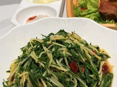 -民族手抓羊肉馆·滩羊手抓·烤全羊