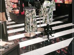 -Vivienne Westwood(上海来福士广场店)