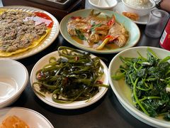 -鑫悦楼煎蟹·16年海鲜大排档