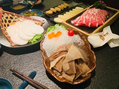 -湊湊火锅·茶憩(打浦桥日月光店)