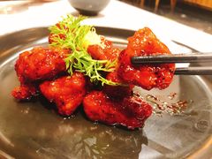 红酒泡沫牛仔粒-荟廷·晶萃(陆家嘴尚悦湾店)