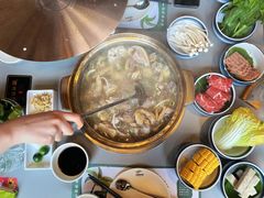 -烹然四季椰子鸡火锅(团结湖总店)