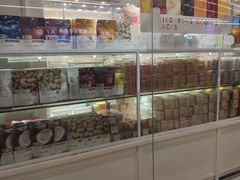 面包甜点陈列柜-BreadTalk面包新语·烘焙蛋糕(海岸城店)