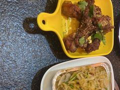 -老何太太鹤岗小串·团建聚餐(龙华店)