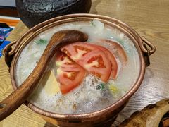 -麦麦山云南菜(复地活力城店)