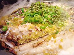 翡翠鲜青椒味-鸣记脆皮烤鱼·海鲜烤鱼(三八广场店)