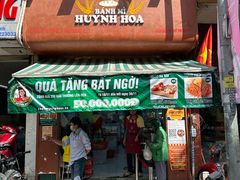 -Bánh Mì Huynh Hoa
