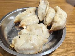 -黄阿姨锅贴大王(万航渡路店)