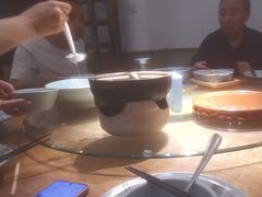 -蜜桃餐厅·伴山(湖滨商业街店)