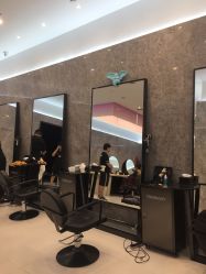 -TONI&GUY