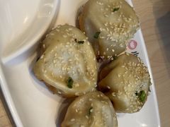 -小杨生煎(金山百联购物中心3楼店)