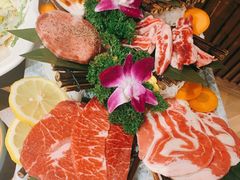 -明洞阿姨·韩式酱蟹烤肉·创意料理(三元桥店)